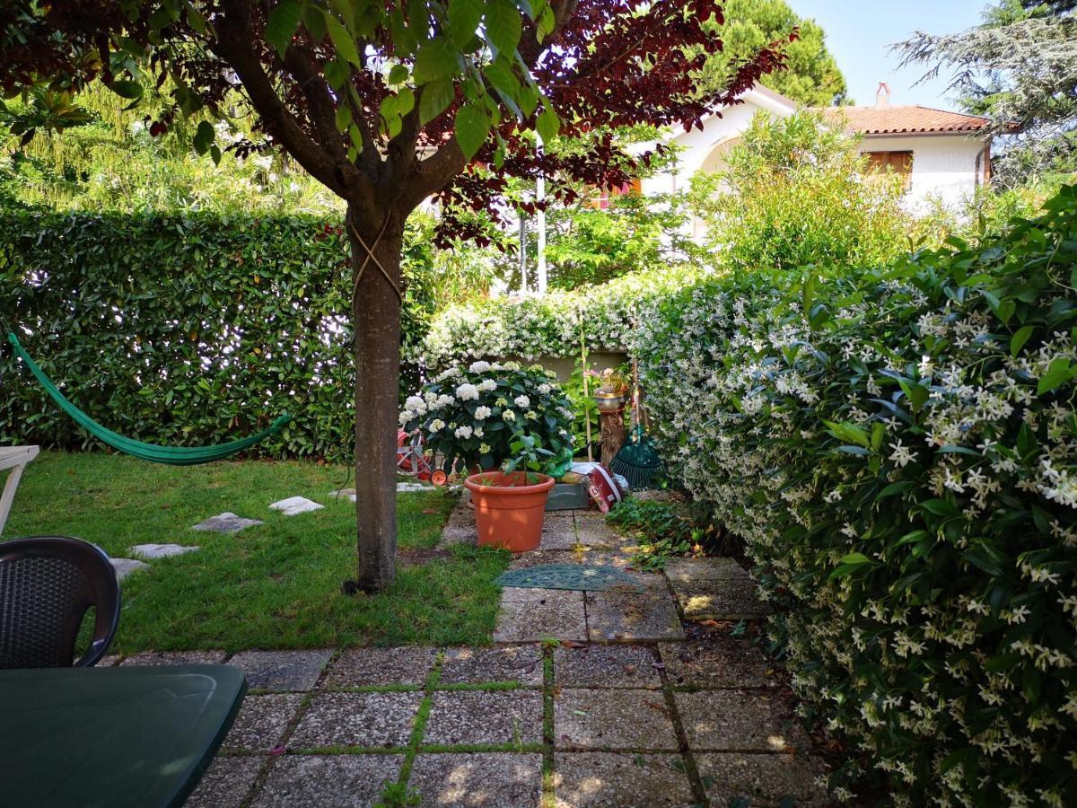 נומאנה A Due Passi Dal Mare B&B מראה חיצוני תמונה