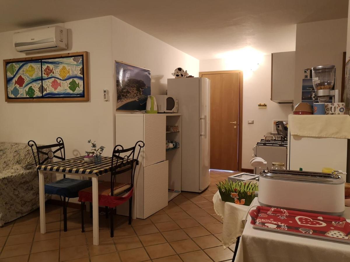 נומאנה A Due Passi Dal Mare B&B מראה חיצוני תמונה